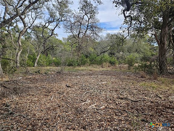 3rd image of 5692 Comal Vis