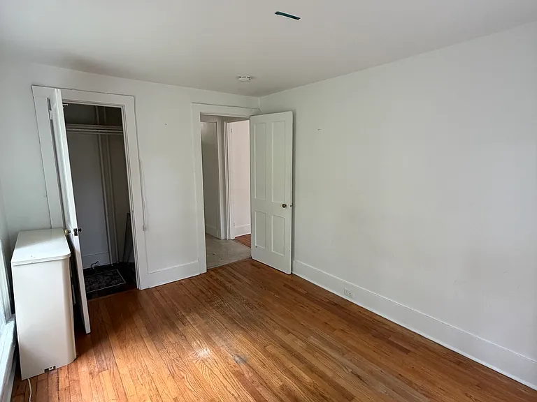180 W Main St — Photo 7