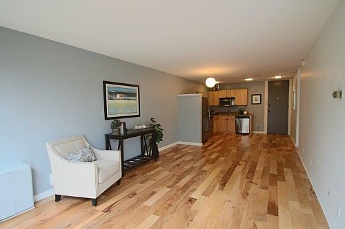 1st image of 1050 N Corona St APT 305