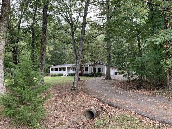 205 Eastwood Dr, Owens X Rds, AL 35763