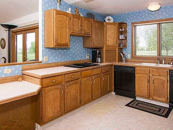 5th image of 1339 Florian Ave