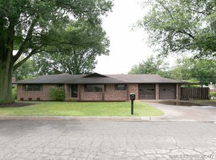 1401 Macklyn Ln, Bartlesville, OK 74006