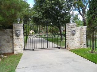 5605 Ranchero Ln, Dallas, TX 75236