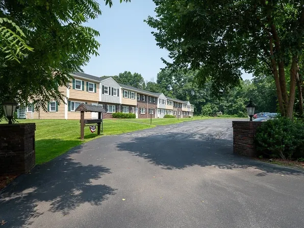 371 Lancaster St Unit 4, West Boylston, MA 01583