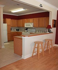 5th image of 801 Luther St W Unit 606