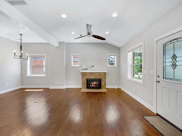 4524 Decatur St — Photo 4