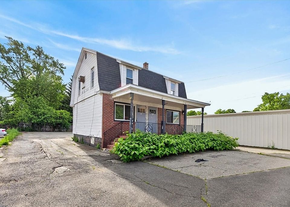 1st image of 337 Parker St