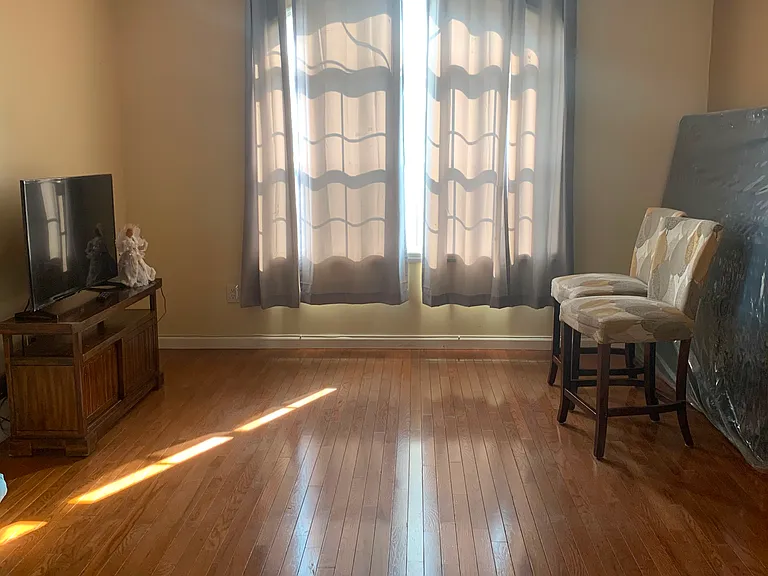 52 Hammond Ave #2 — Photo 1