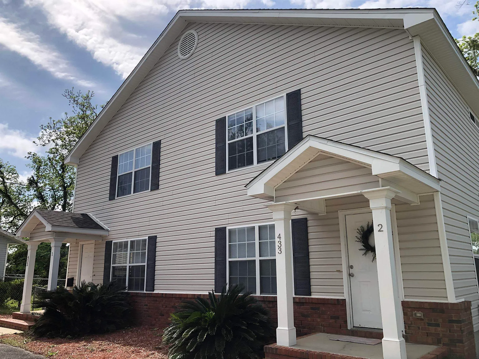 3 bed, 3.0 bath, 1382 sqft, $1,875 — Photo 4