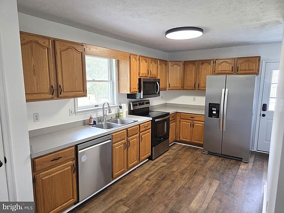 4th image of 45506 Grant Pl