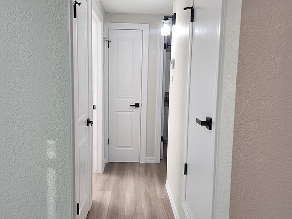 4th image of 10017 Caribou Dr Unit B