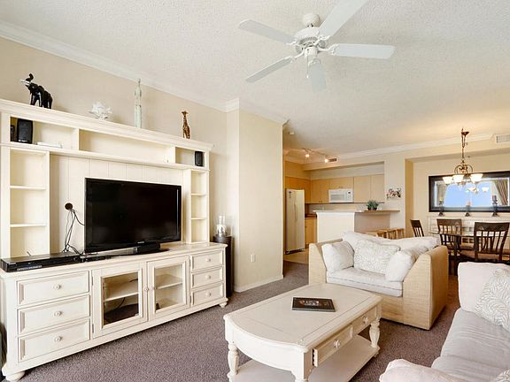 4th image of 616 Clearwater Park Rd APT 1009