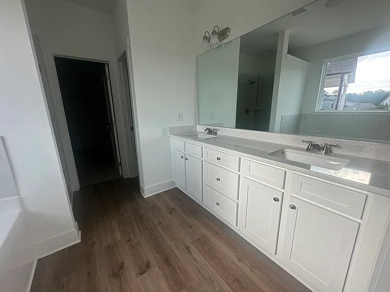 1551 Lake Dr — Photo 18