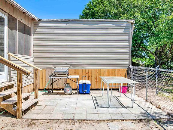 2nd image of 5616 Monument Ct