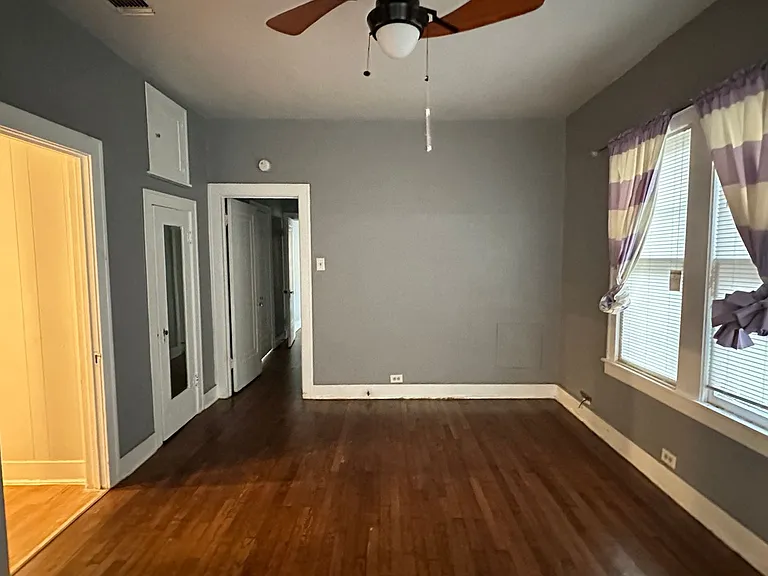 942 Bailey Ave — Photo 11