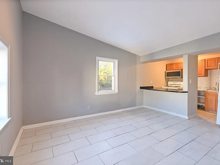 1436 W Baltimore St #2 — Photo 1