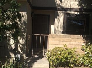 826 Swiss Trl, Duarte, CA 91010