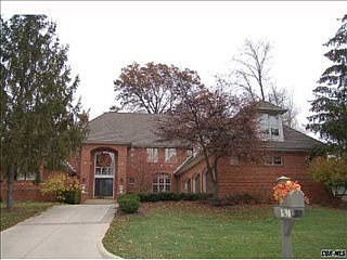 1st image of 8190 Crossgate Ct N