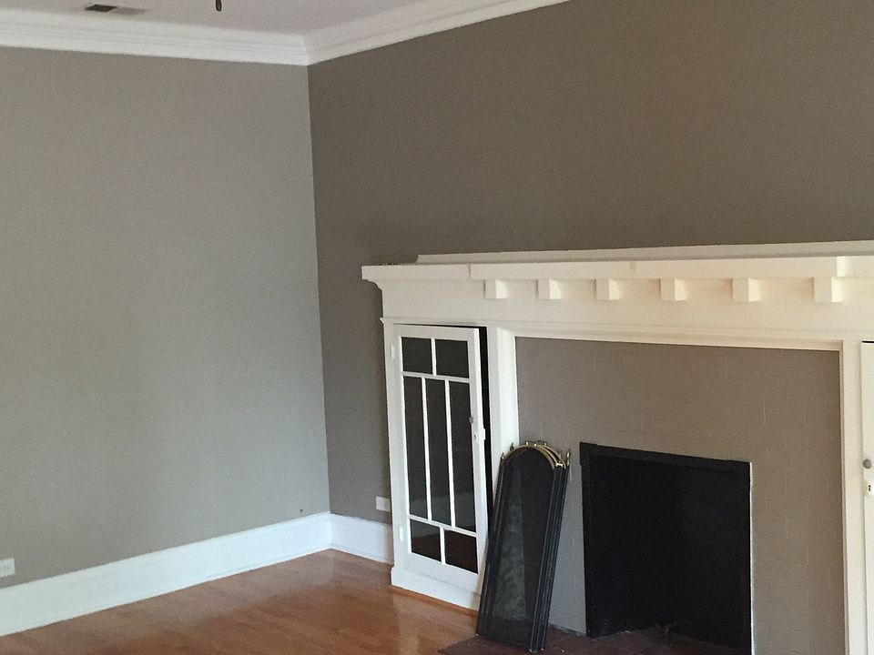 1st image of 651 E 50th Place # Fl 3
