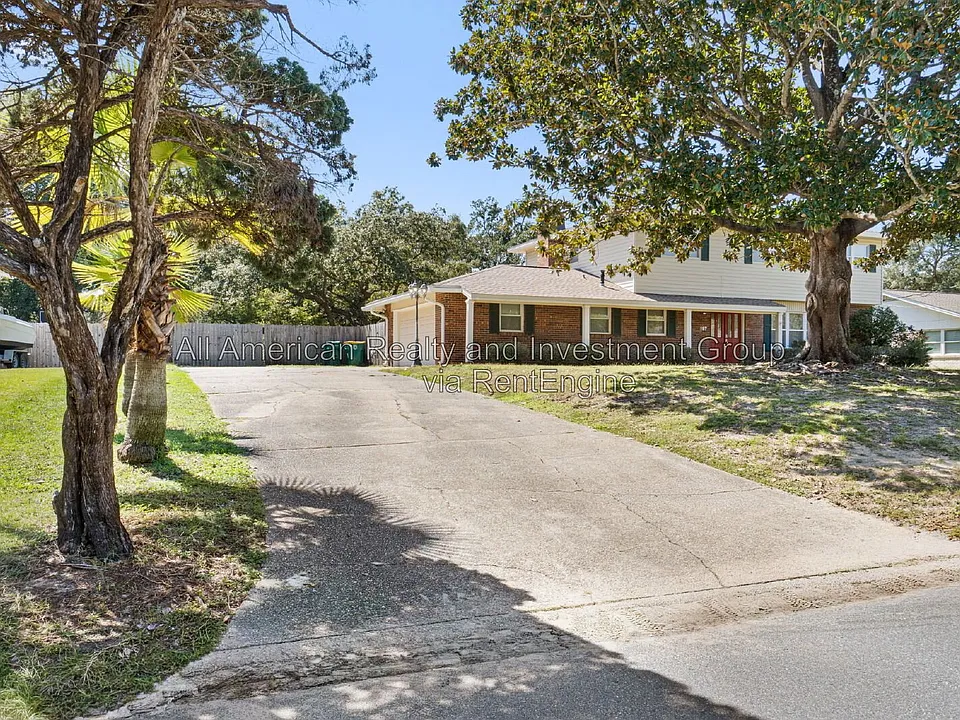 197 Country Club Rd