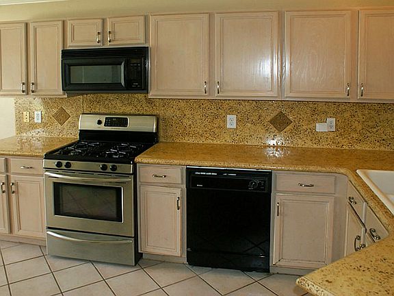 Stainless appliances including the refrigerator
