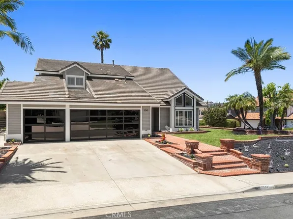 1041 S Falling Leaf Cir, Anaheim, CA 92807