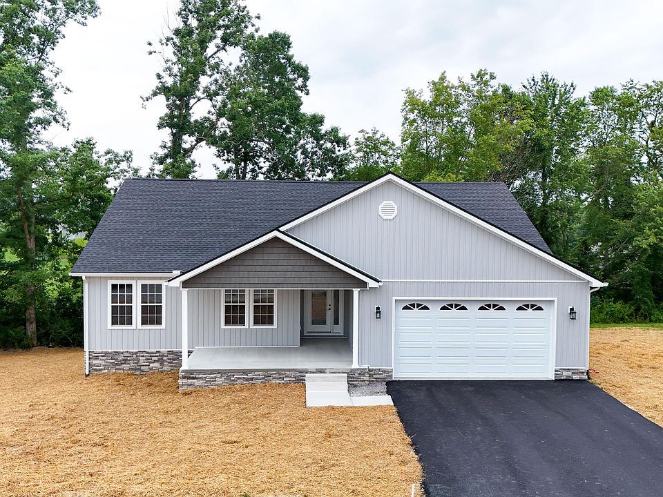 1st image of 132 Sterlyn Dr