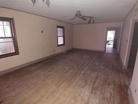 Formal Dining