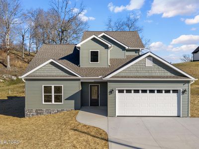 400 Hillvale Rd, Clinton, TN, 37716