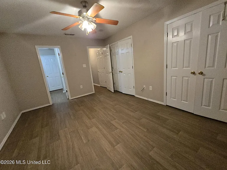 13488 Addison Ave — Photo 17