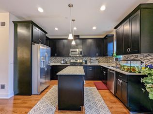 2605 Chelsey St, Buffalo Grove, IL 60089