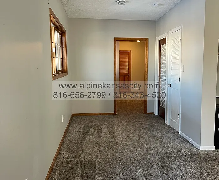 8116 NW 80th St — Photo 38