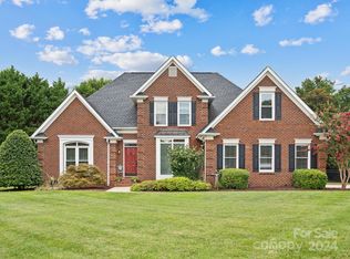 5316 Ravenglass Ct, Waxhaw, NC 28173