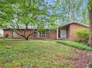 2475 River Oak Dr, Decatur, GA 30033