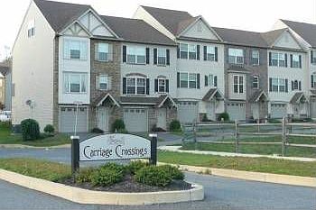 2nd image of 520 Bridle Path Ln