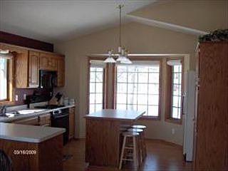 4th image of 320 8th Ave S
