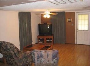 206 Sycamore St, Farmersville, TX 75442
