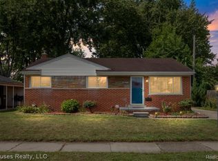 29039 Shirley Ave, Madison Heights, MI 48071