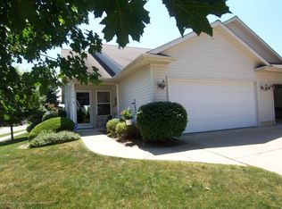 714 E Walker St, Saint Johns, MI