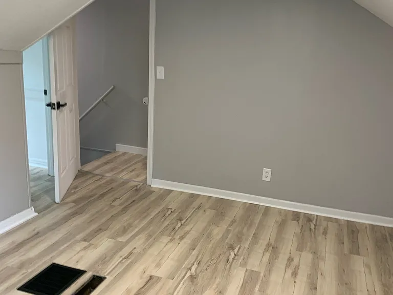 45 Beacon Ave — Photo 19
