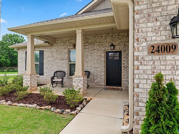 5th image of 24009 Quints Dr