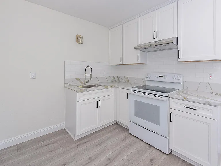 4281 Lowell St #19 — Photo 1