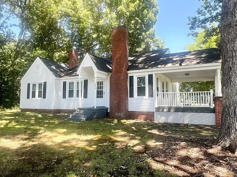 1274 Saint Marks Church Rd — Photo 1