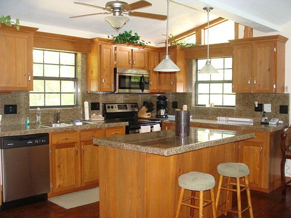 5th image of 416 SE 922nd St