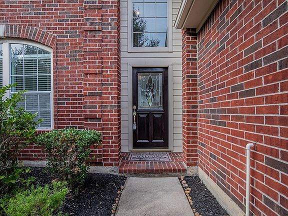 3rd image of 4823 Zachary Ln
