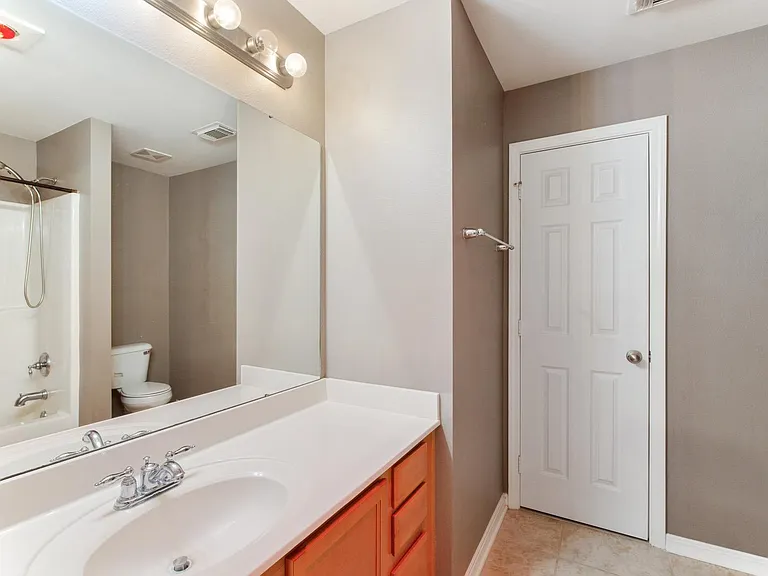 3096 Dundee Loop S — Photo 6