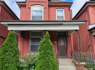 15 Kinrade Ave, Hamilton, ON L8L6L5