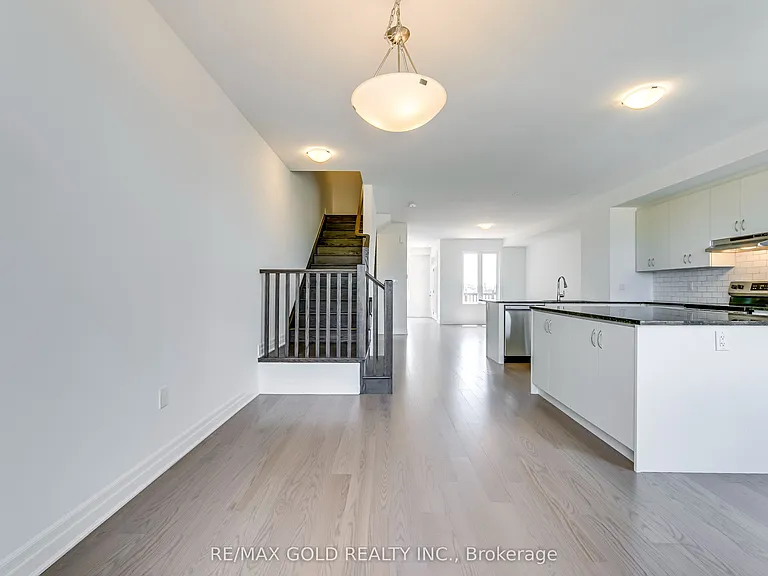 3018 John McKay Blvd S — Photo 16