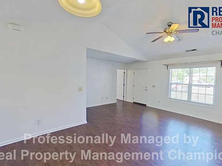 704 Bent Twig Ct — Photo 4