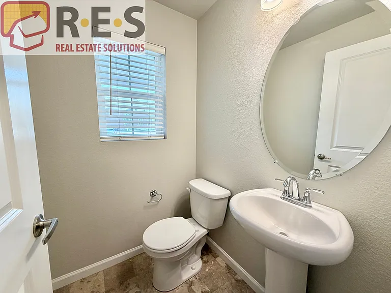 5361 Mountain Vista Hts — Photo 10
